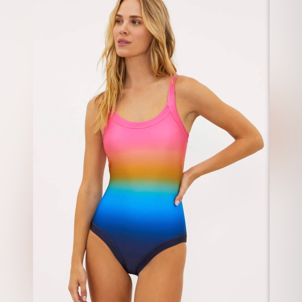 Beach riot one piece brand new
